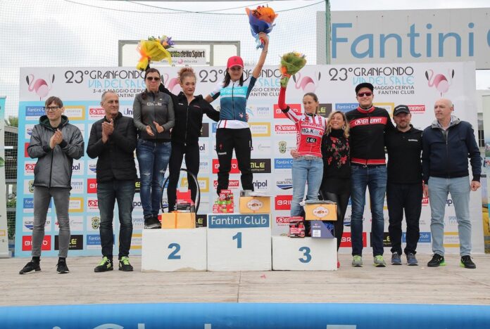 Il podio femminile alla GF via del Sale 2019 Il podio femminile alla GF via del Sale 2019