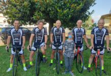 Dal Muro di Ca’ del Poggio al Mur de Bretagne: cinque ciclisti trevigiani pedalano per Sammy Basso