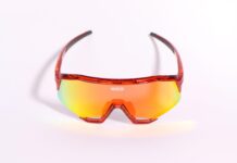 KOO Eyewear Luce Capsule: le trasparenze rosso, viola e blu per gli occhiali Demos e Spectro