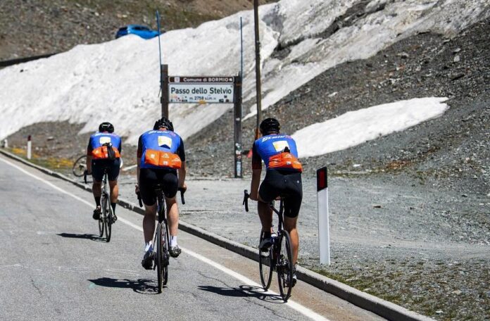 Stelvio-Santini-18272_3455547845555671756_n
