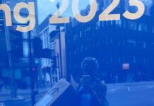 IL VIAGGISSIMO / Giorno 32. Giulia: «Io piccola in mezzo alla metropoli. Faccio i cartoni e impacchetto tutto»