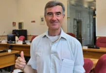 Strage di ciclisti a Milano, il consigliere FdI del Municipio 2 Roccatagliata: «Mi dispiace, ma neanche tanto»