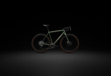 La S-Works Crux diventa ancora più leggera con UDH e il nuovo SRAM RED XPLR S-Works Crux