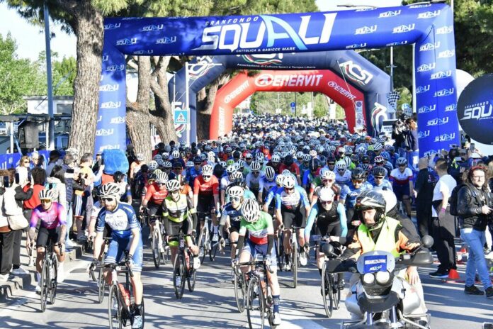 GF Squali 9576513742_172685652232277487_n Gran Fondo Squali