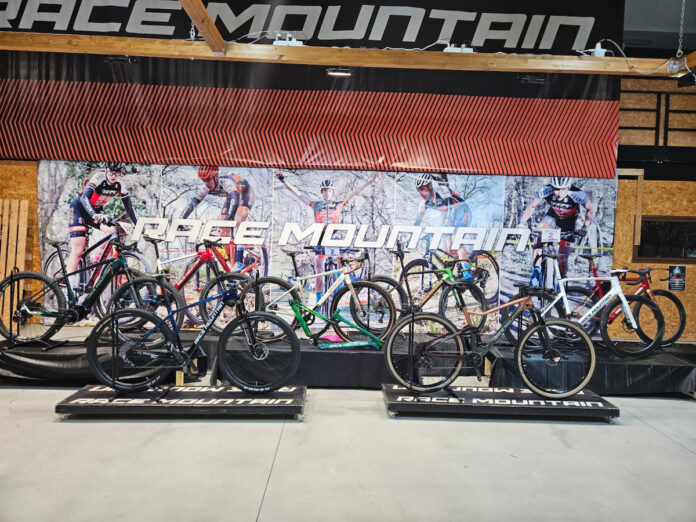 Race Mountain1 Race Mountain