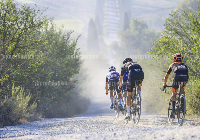 Cartolina-extra-marzo-2025-Strade-Bianche-0