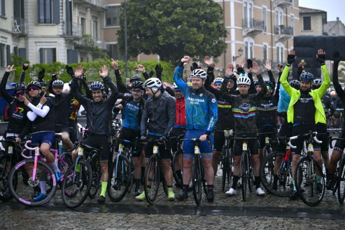 WhatsApp Image 2025-04-13 at 12.49.57 (4) Colnago Cycling
