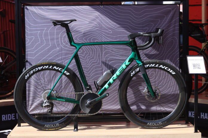 Madone-1 Madone