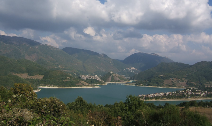 Un Salto tra l'Abruzzo e il Lazio Un Salto tra l'Abruzzo e il Lazio