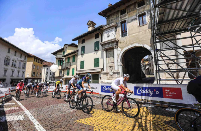 "24 ore Connection” di Feltre "24 ore Connection” di Feltre