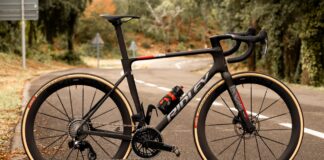 Abbiamo testato la Ridley Falcn RS 2.0 con cui corre la Uno-X Mobility: leggerezza estrema e velocità da World Tour