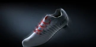 DMT Pogi’s Superlight, la scarpa sviluppata con Pogacar per prestazioni puramente racing